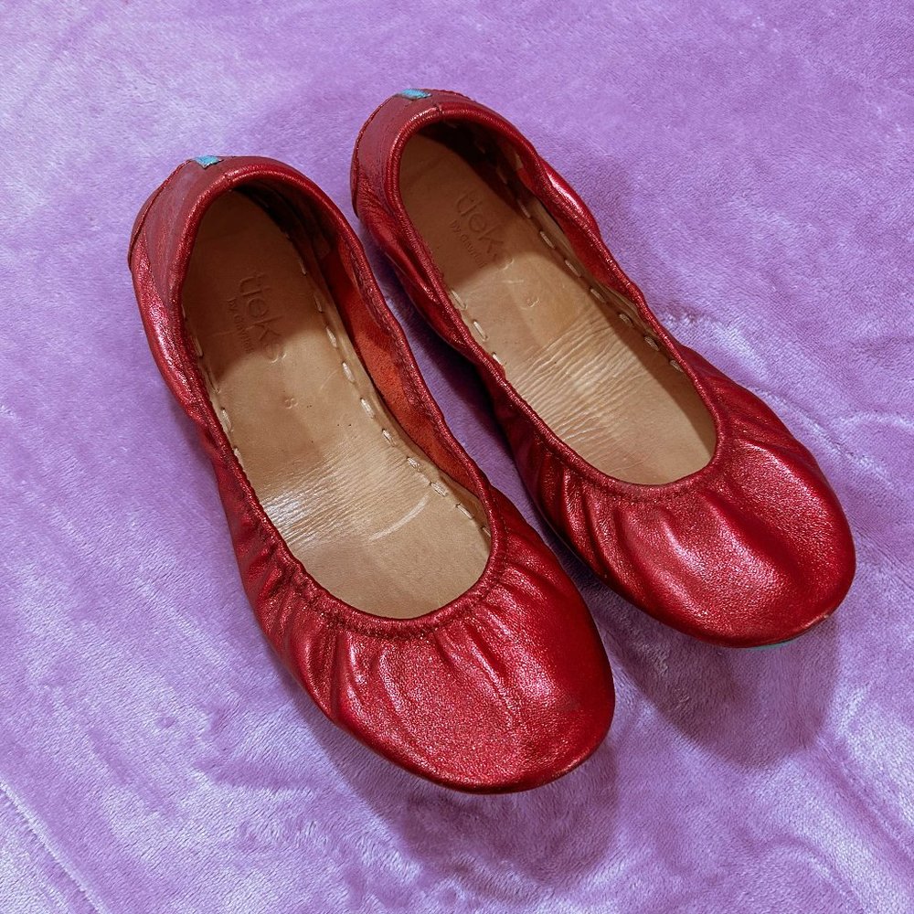 🍎 Custom Poison Apple Tieks Size 8 🍎
